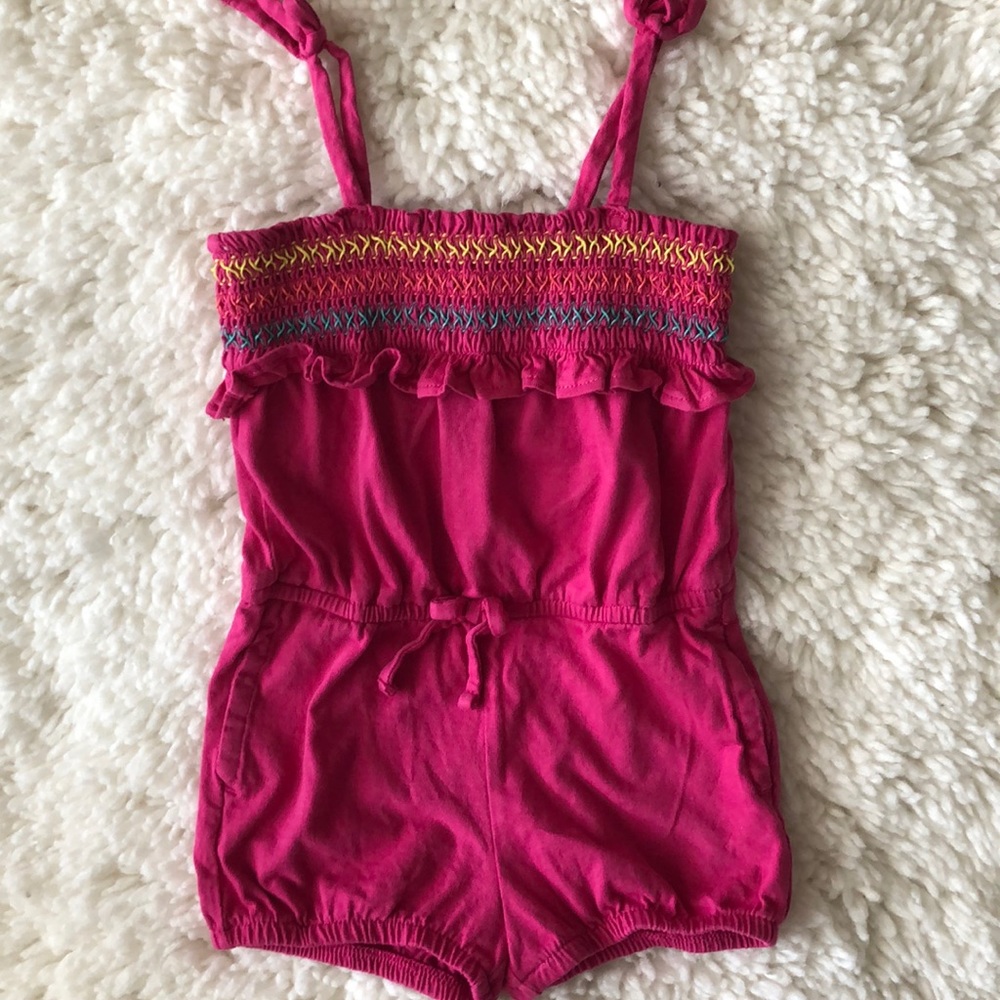 Gap baby girls romper
